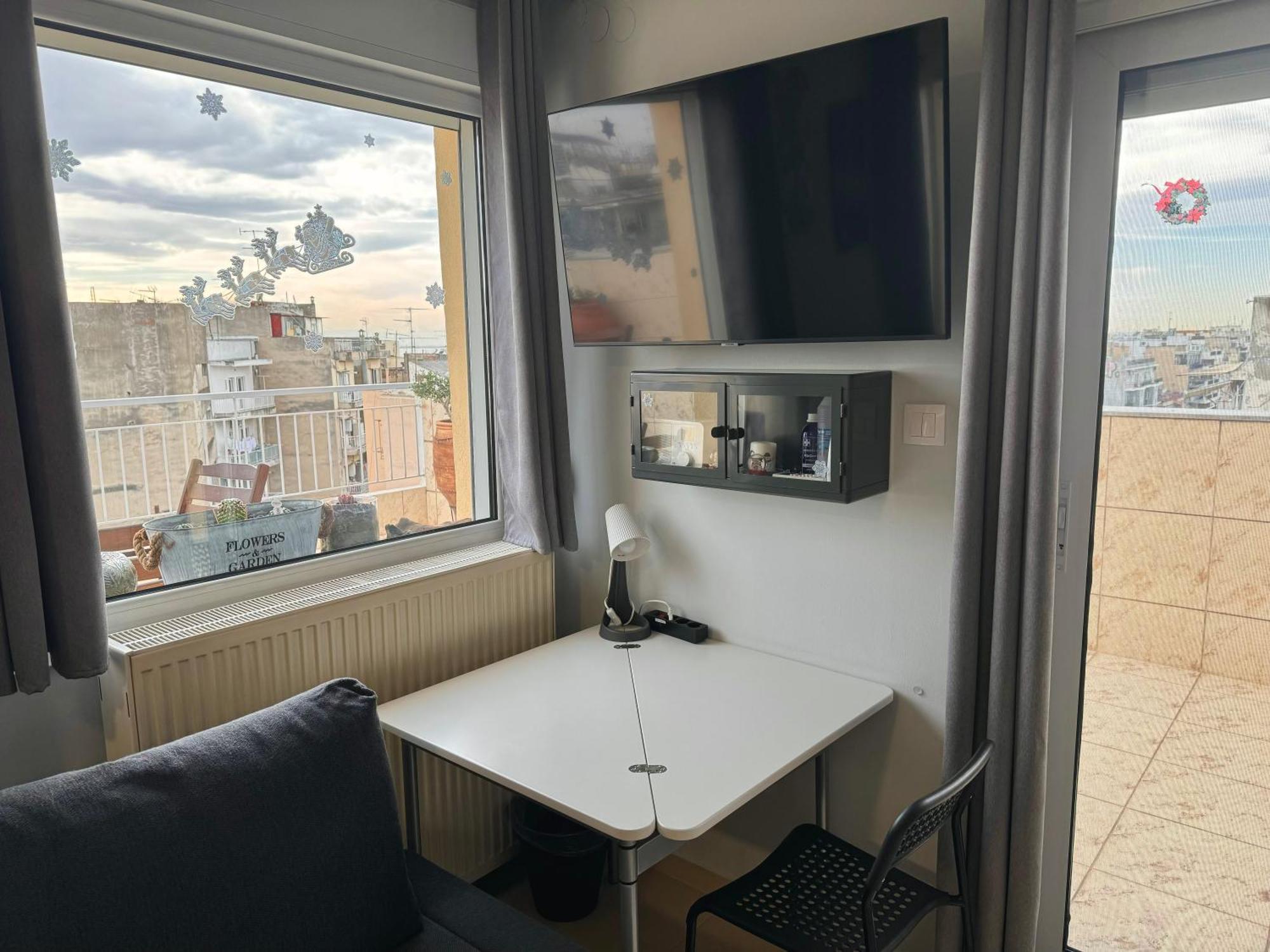Horizon /Downtown Penthouse W/ Massive Terrace Appartement Thessaloniki Buitenkant foto