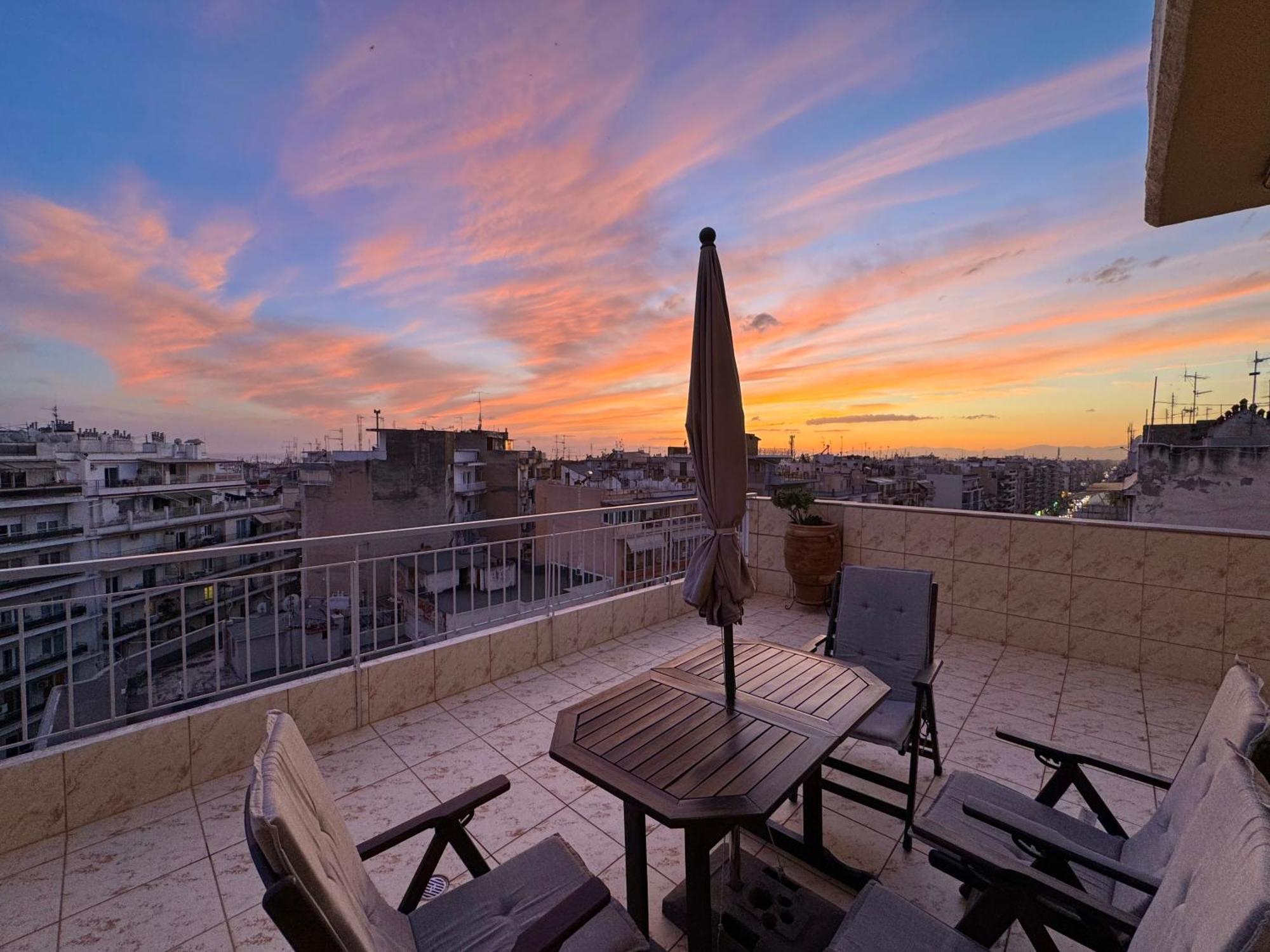 Horizon /Downtown Penthouse W/ Massive Terrace Appartement Thessaloniki Buitenkant foto