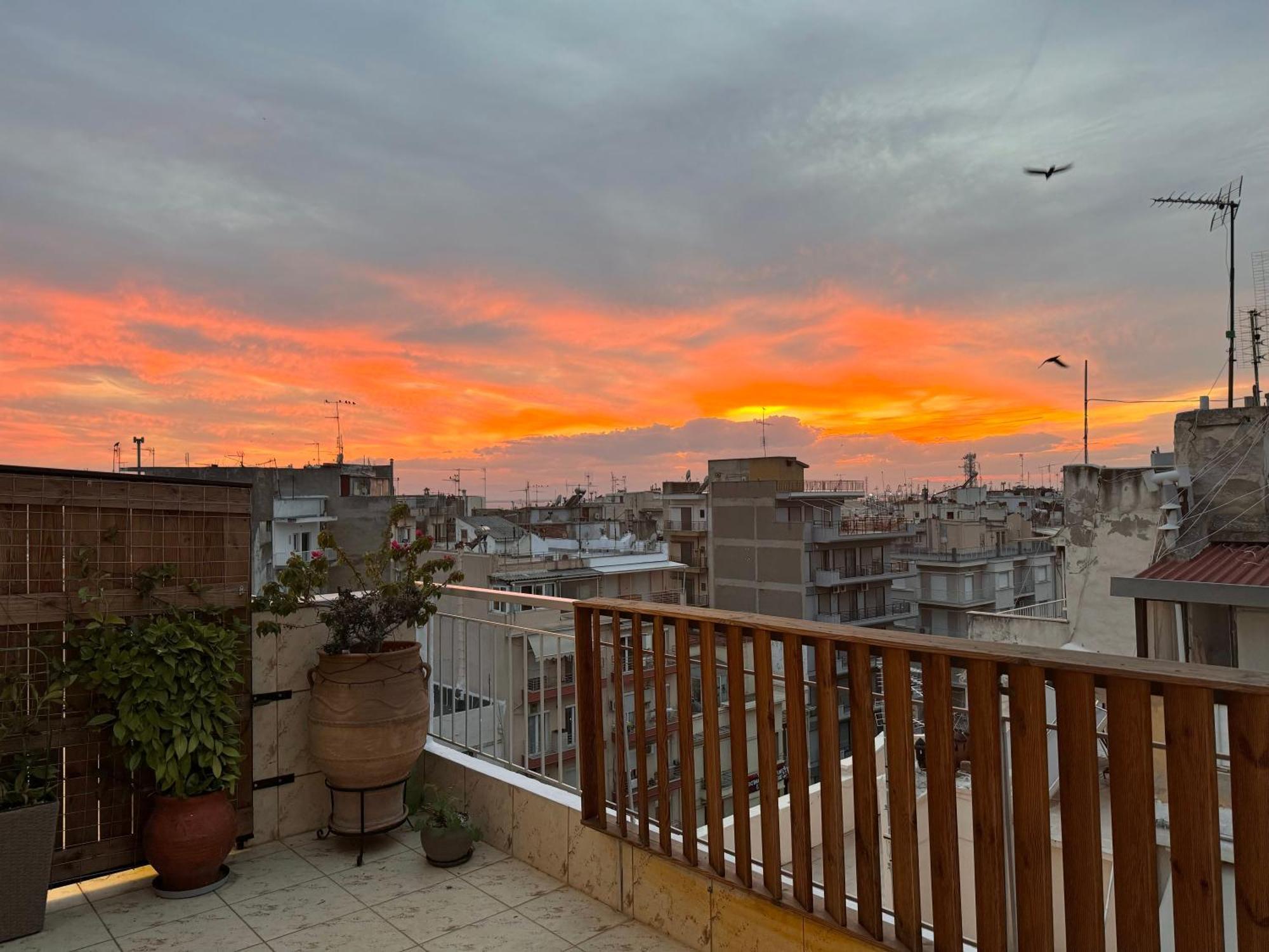 Horizon /Downtown Penthouse W/ Massive Terrace Appartement Thessaloniki Buitenkant foto